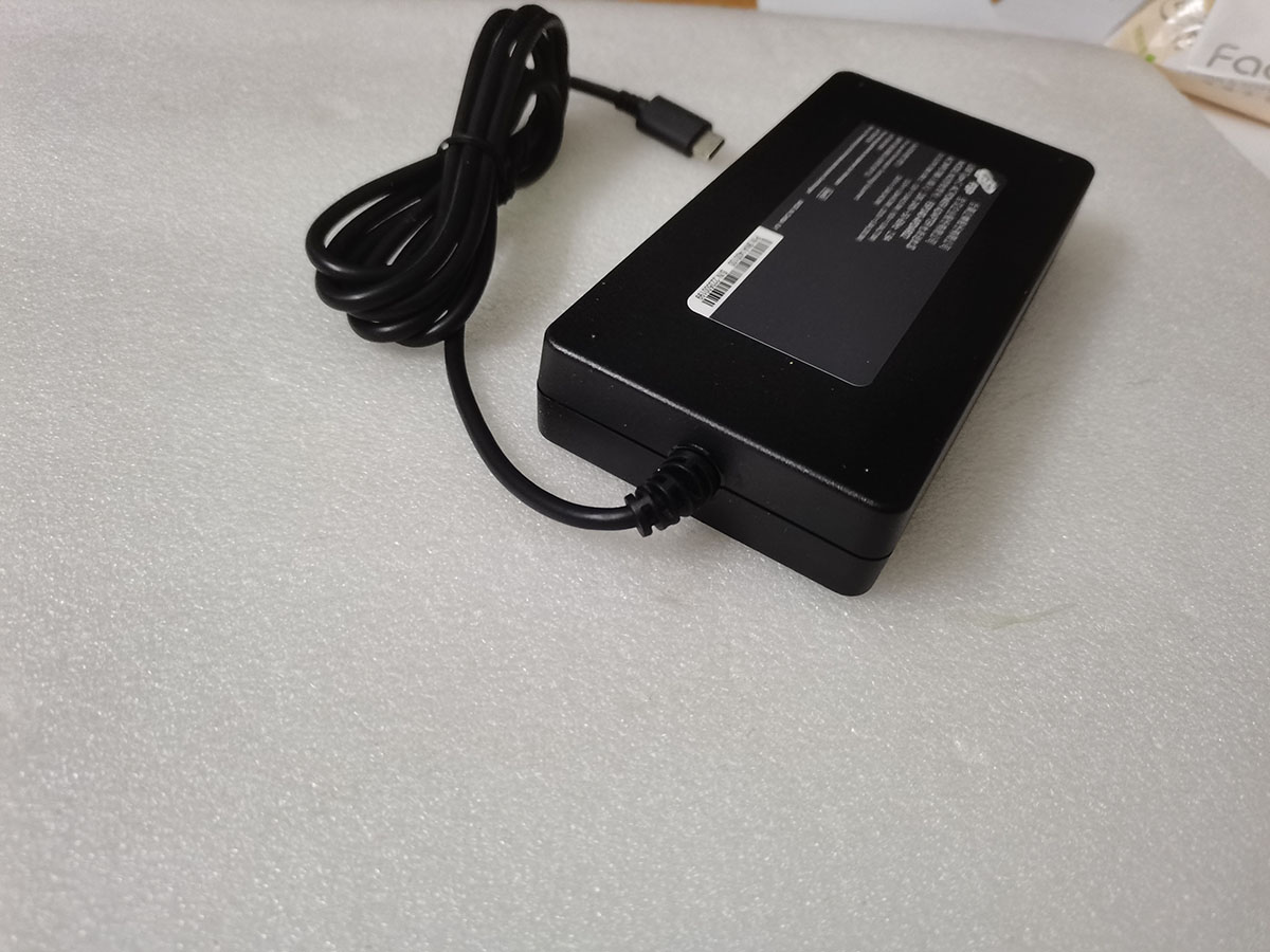 NEW Slim OEM FSP 28V 5A FSP140 - Pc Gaming News reseña y precio