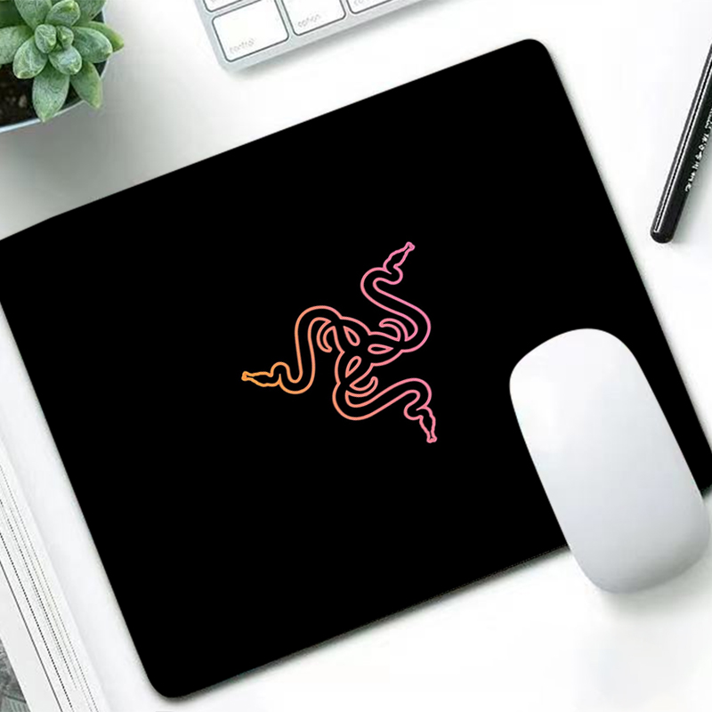 Razer Luxury Mouse Pad Anime G - Gaming Pc Equipment reseña y precio