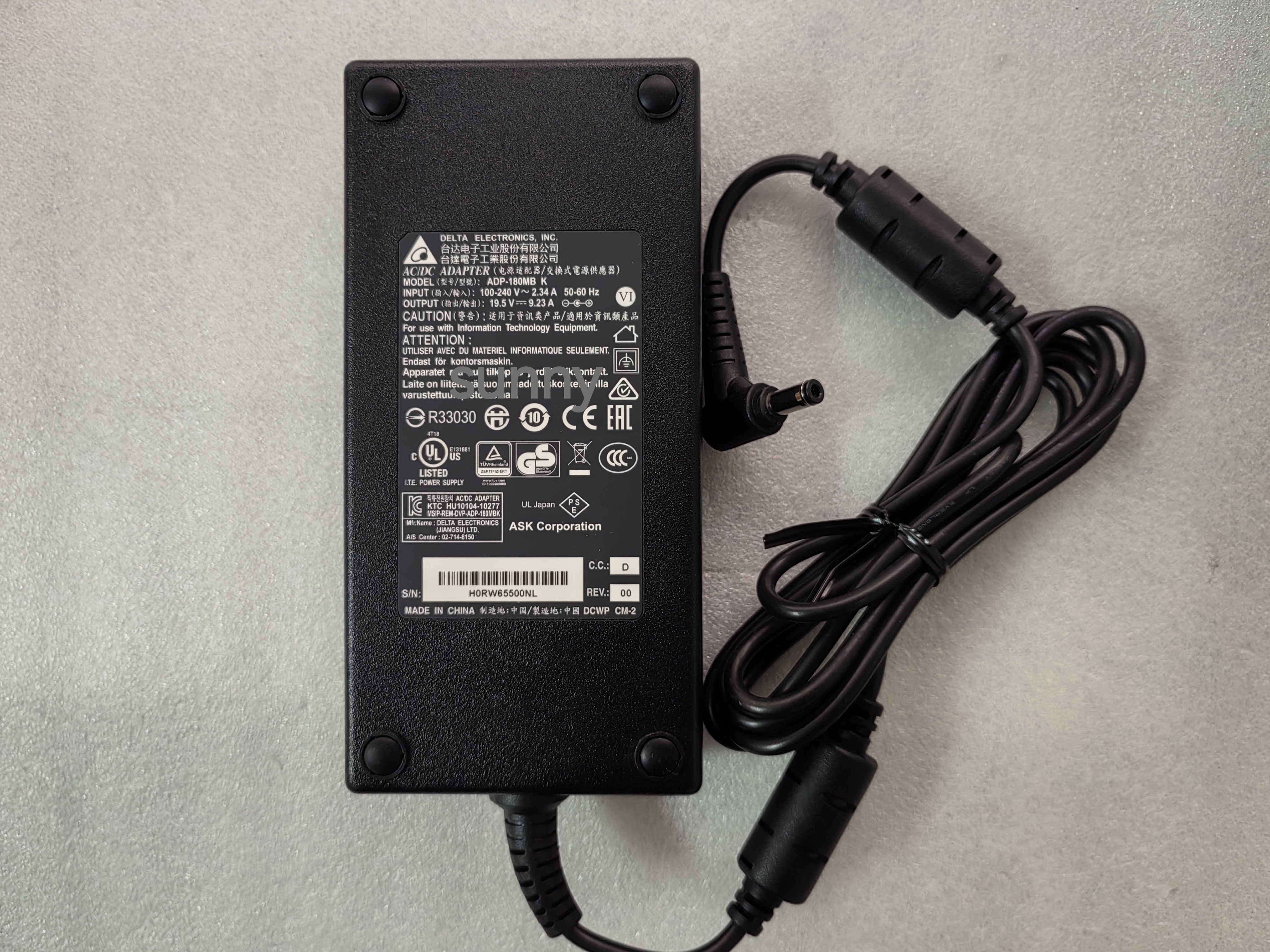 NEW OEM Slim Delta 19.5V 9.23A - Pc Gaming News reseña y precio
